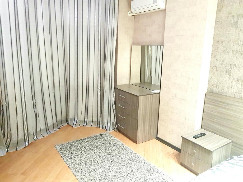 Apartment On Mirqasimov St.29 Баку Екстер'єр фото